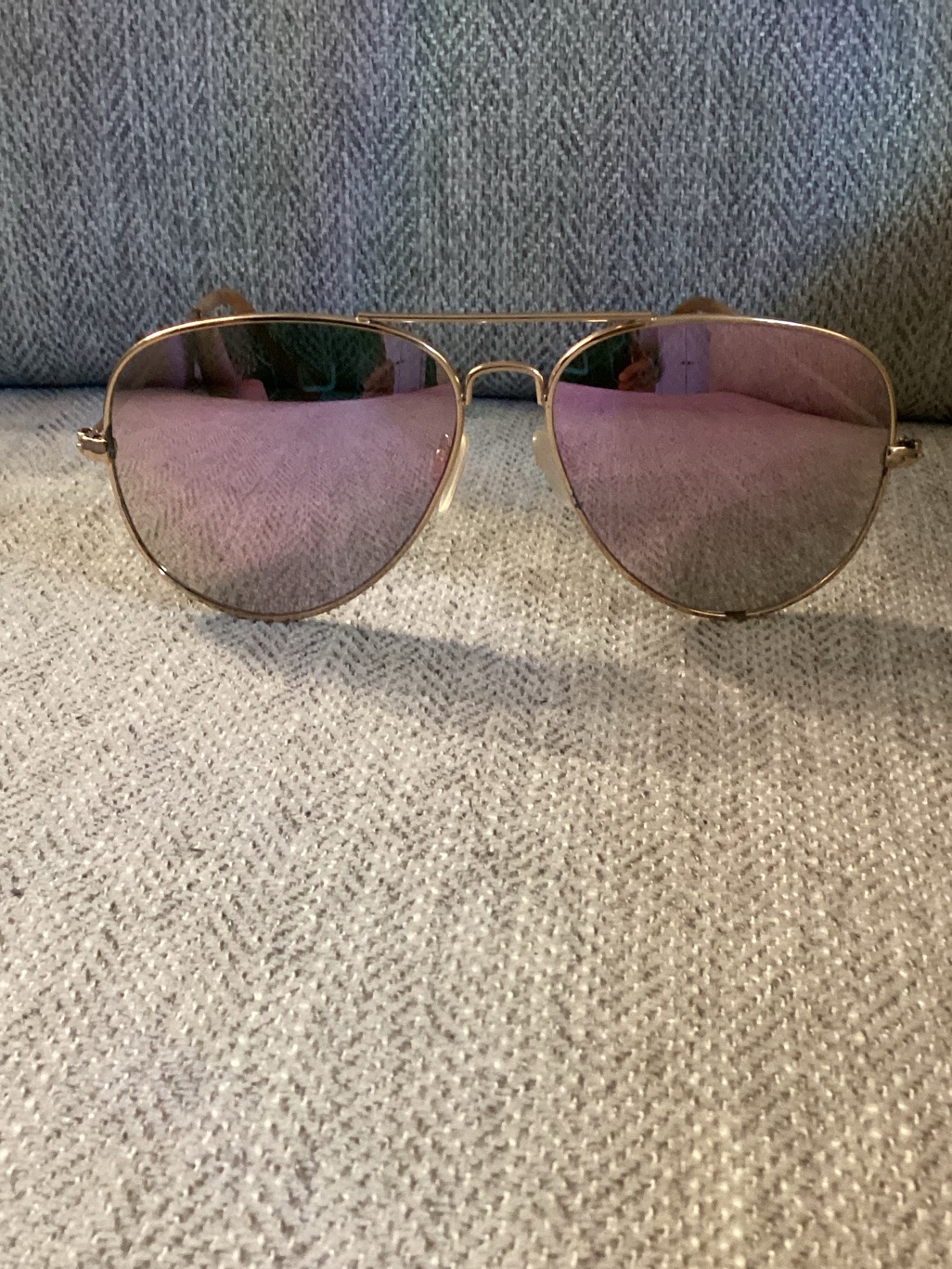 Gold Frame Aviator Sunglasses With Pink Lenses